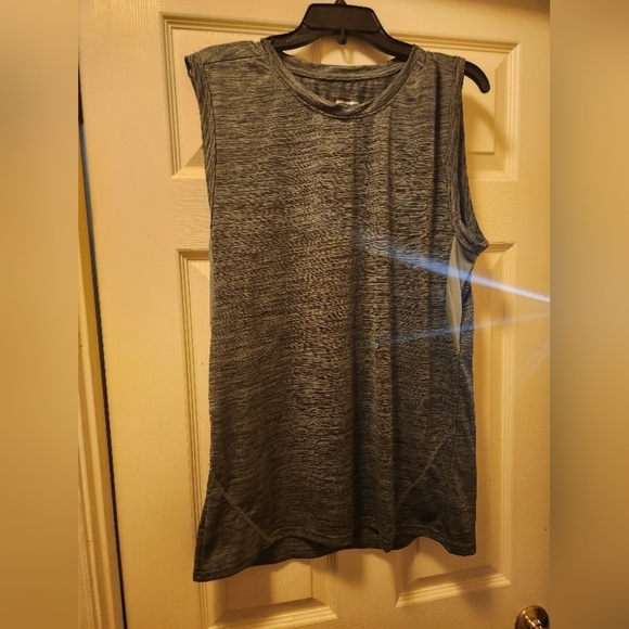 NWT XL Men's Tank - Picture 1 of 2